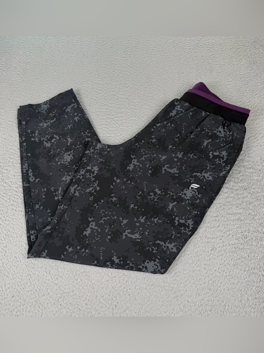Fabletics The Fundamental Pants Mens Small Black Camo Elastic Waist Athletic